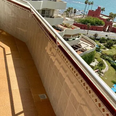 Apartment Benalbeach En De