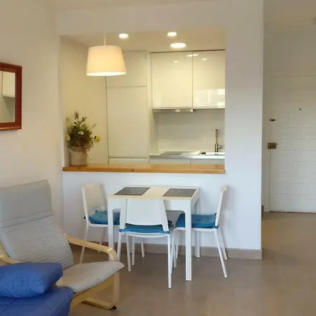Apartment Benalbeach En De